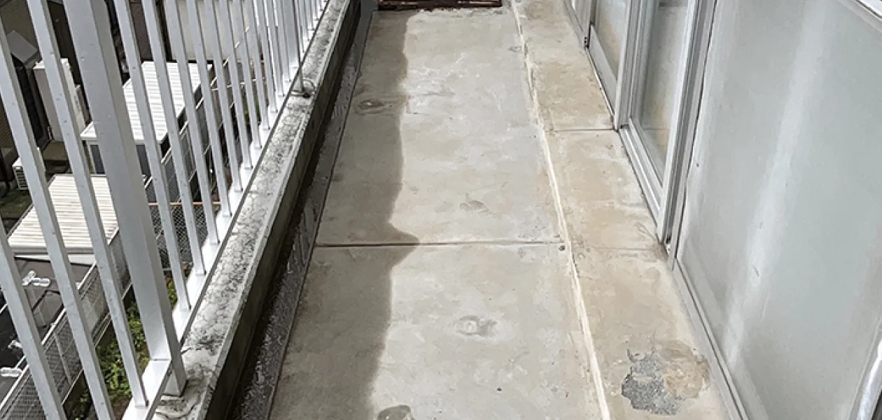 ベランダ・屋上防水Beforeイメージ